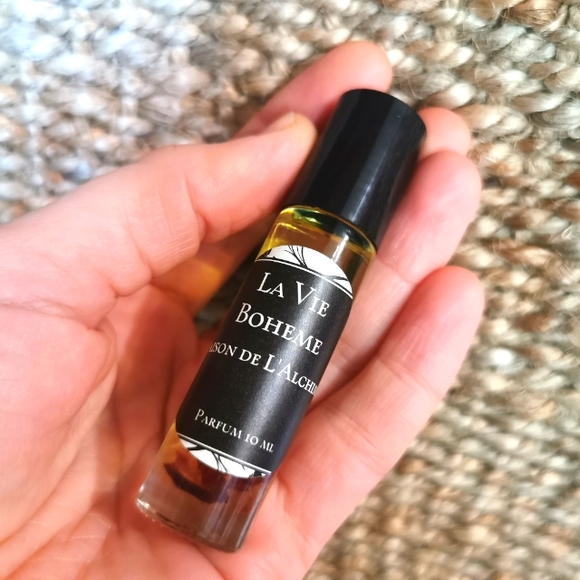 La Vie Boheme Artisan Perfumery - Picture 2 of 2
